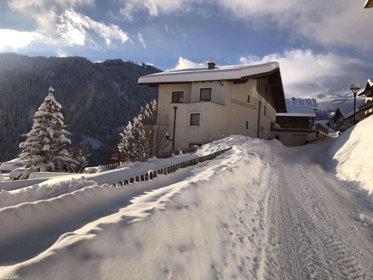 Ferienwohnungen Am Matinesweg Serfaus Exteriör bild